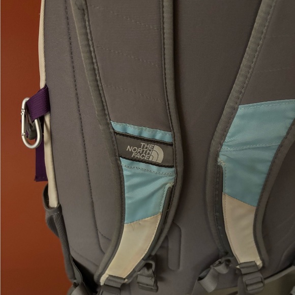 The North Face Heckler Gray and Blue Backpack for Outdoor/Travel/School - Picture 4 of 9